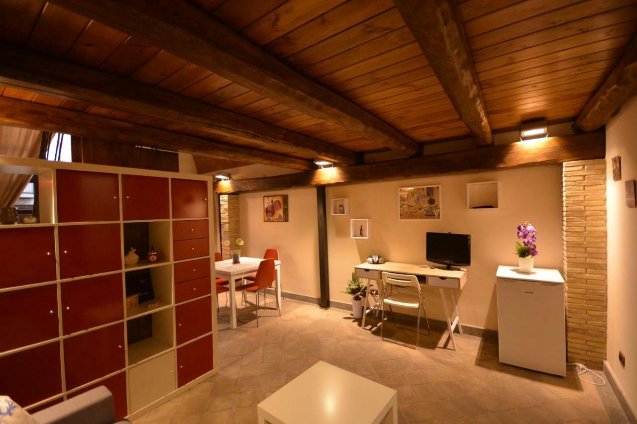 Apartamento Monolocale Marta Exterior foto